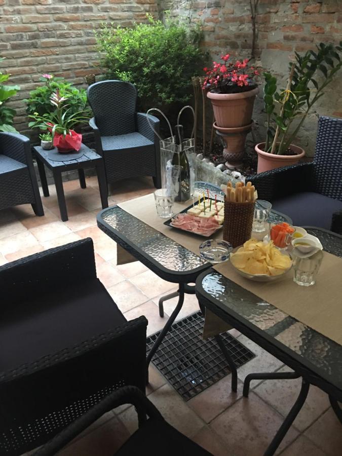 B&B Le Campane فيرّارا المظهر الخارجي الصورة